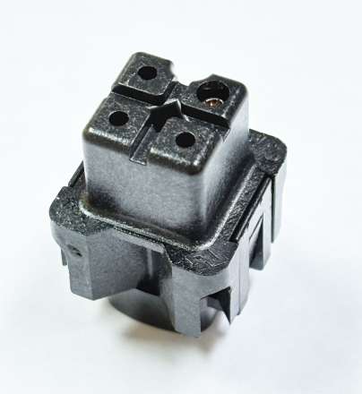 Hussey Maxam Female Socket Plug 4 Pin